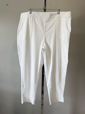 Denim & Co. QVC White Stretch Crop Pull-On Pants Size 1X Plus Comfort Pockets